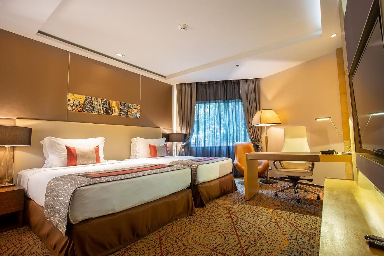 Graceland Bangkok By Grace Hotel - Sha Extra Plus Екстер'єр фото