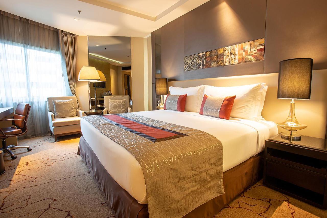 Graceland Bangkok By Grace Hotel - Sha Extra Plus Екстер'єр фото